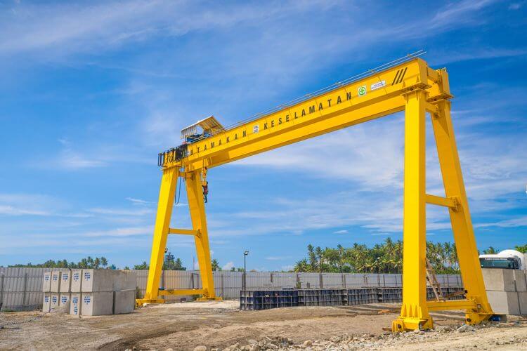 Jasa Pembuatan Hoist Crane Gresik Lamongan Terpercaya —   CV. Karya Perdana Teknik